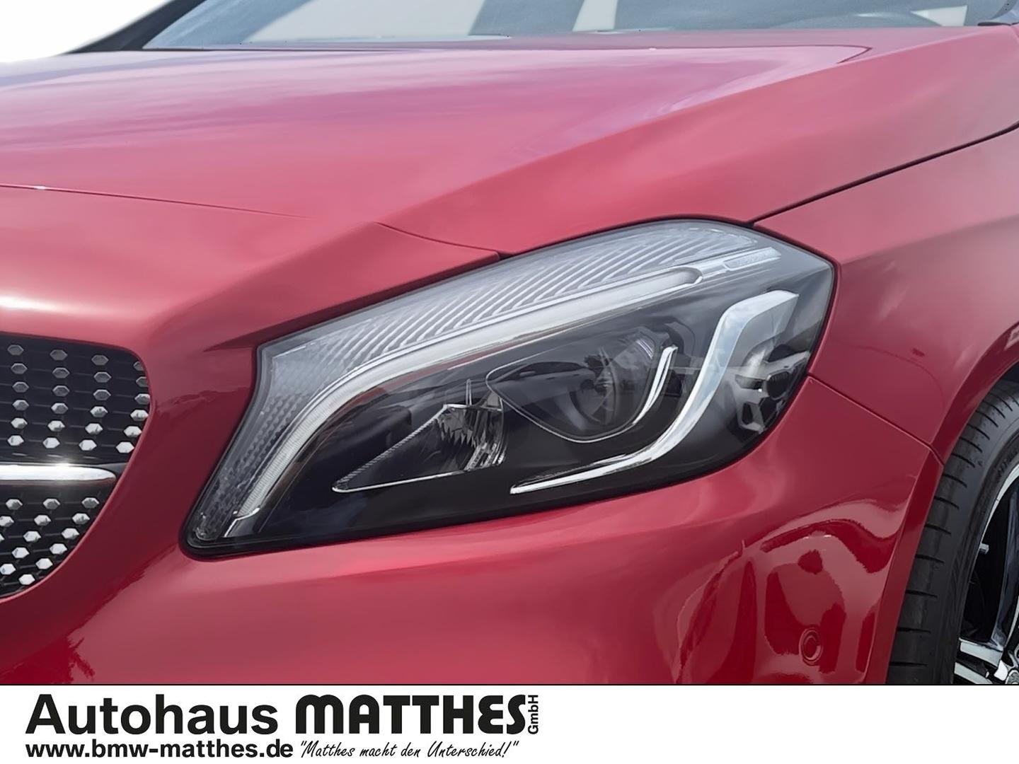 Mercedes-Benz A 250 Sport 4MATIC LED RFK PDC Pano Sitzheizung
