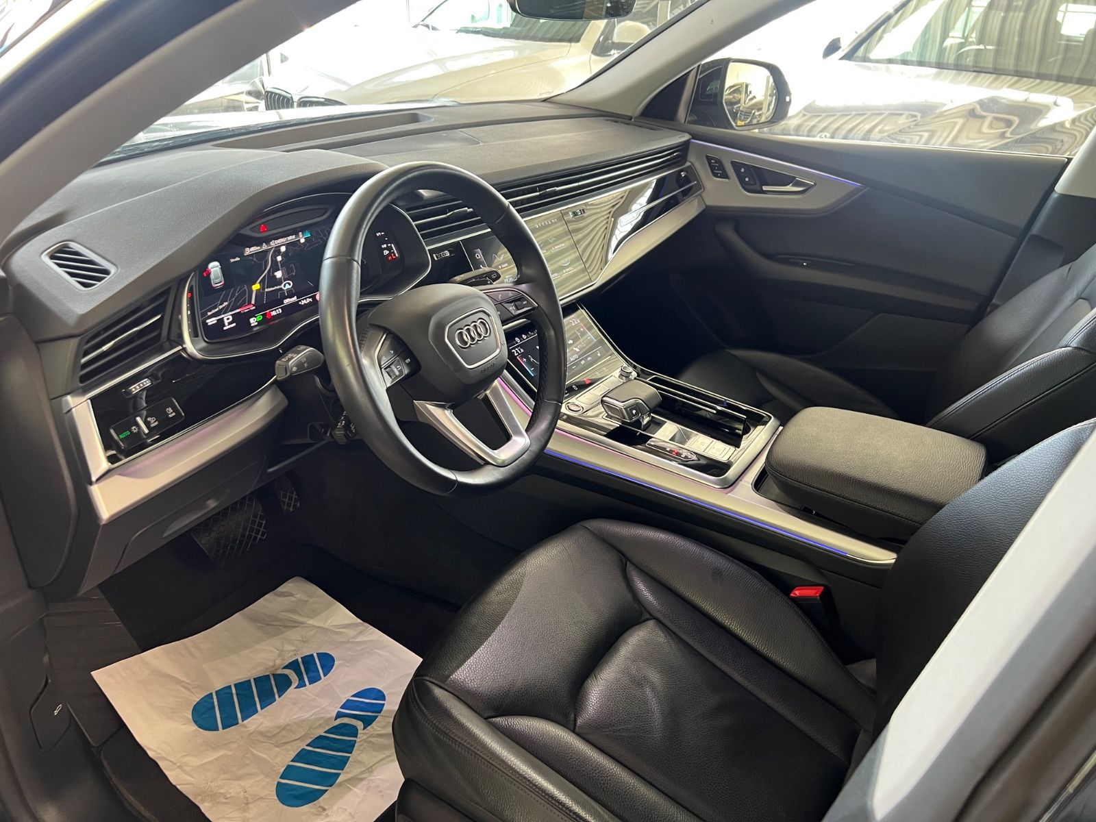 Fahrzeugabbildung Audi Q8 50 TDI quattro * PANO * 4x SITZHEIZUNG * 360