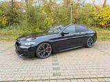 BMW M550i xDrive | Standhzng | Massage | B&W Sound - gebrauchte BMW M550 aus dem Jahr 2022
