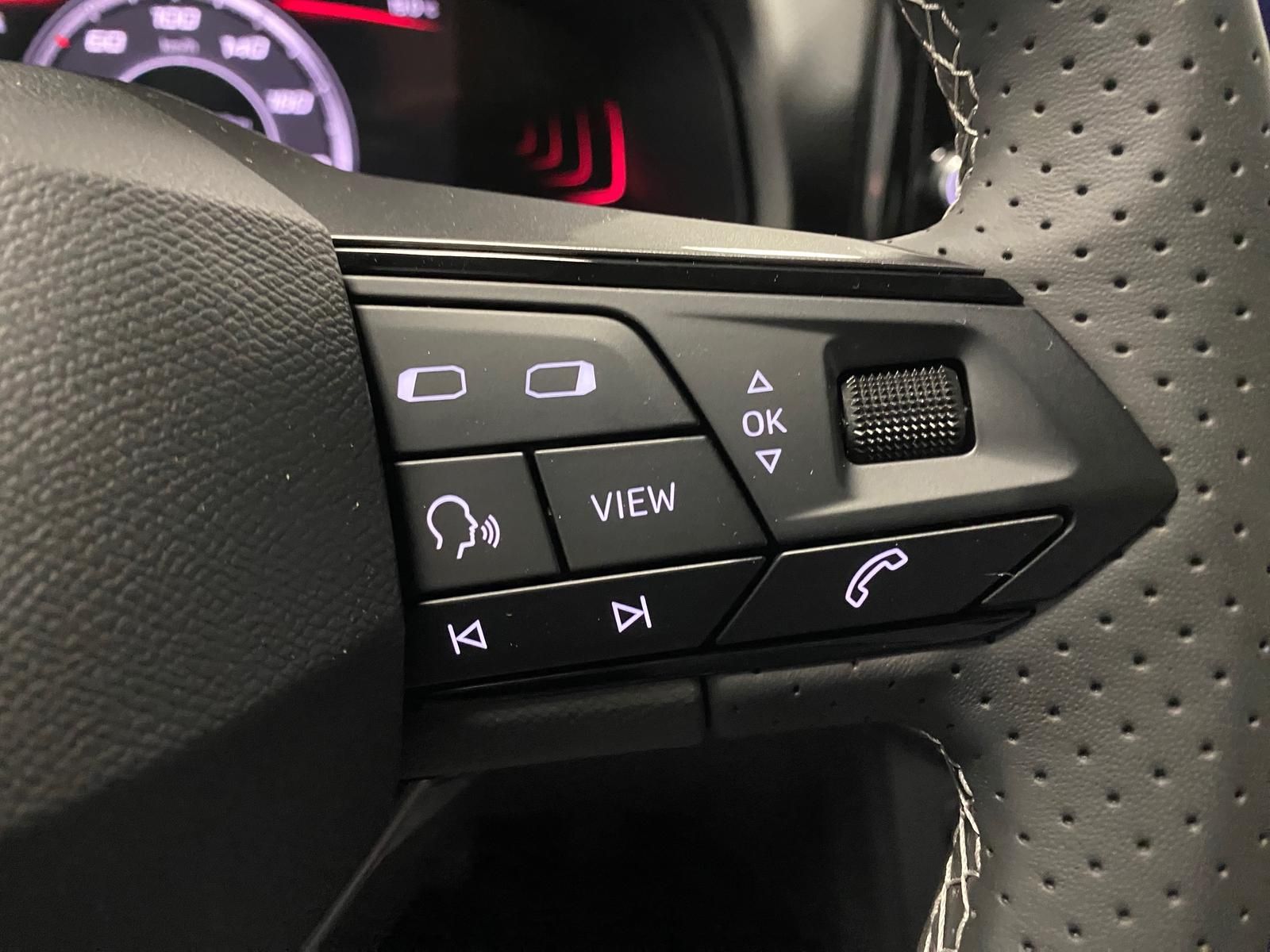 Fahrzeugabbildung SEAT Ibiza 1.0 TSI FR APP+KLIMA+ACC+RFK+5J GARANTIE++