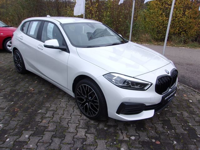 BMW 116d Automatic "Sportsitze"Carplay"Navi"