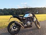 Husqvarna Vitpilen 701 + Sportauspuff + Montageständer - Offers