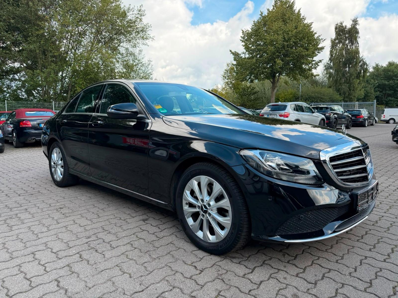 Mercedes-Benz C200d FACELIFT°1-HAND°AUTOM°AHK°RFK°T-LEDER°NAVI