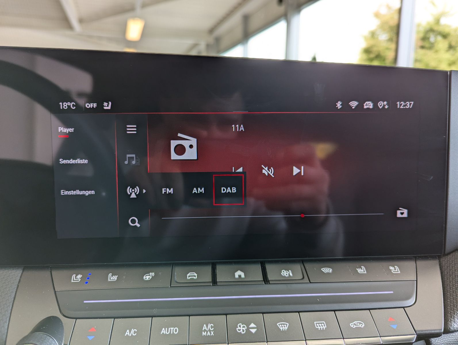 OPEL Astra 1.2 Ultimate Leder-Nappa Sitzlüft AHK Pano - Image 35