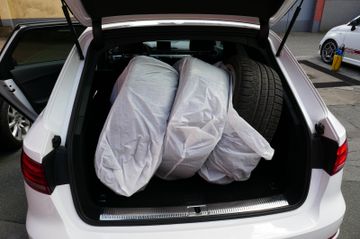 Fahrzeugabbildung Audi A4 Avant quattro  S line Sport / Plus,