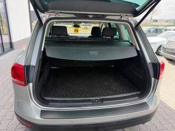 Volkswagen Touareg - 10