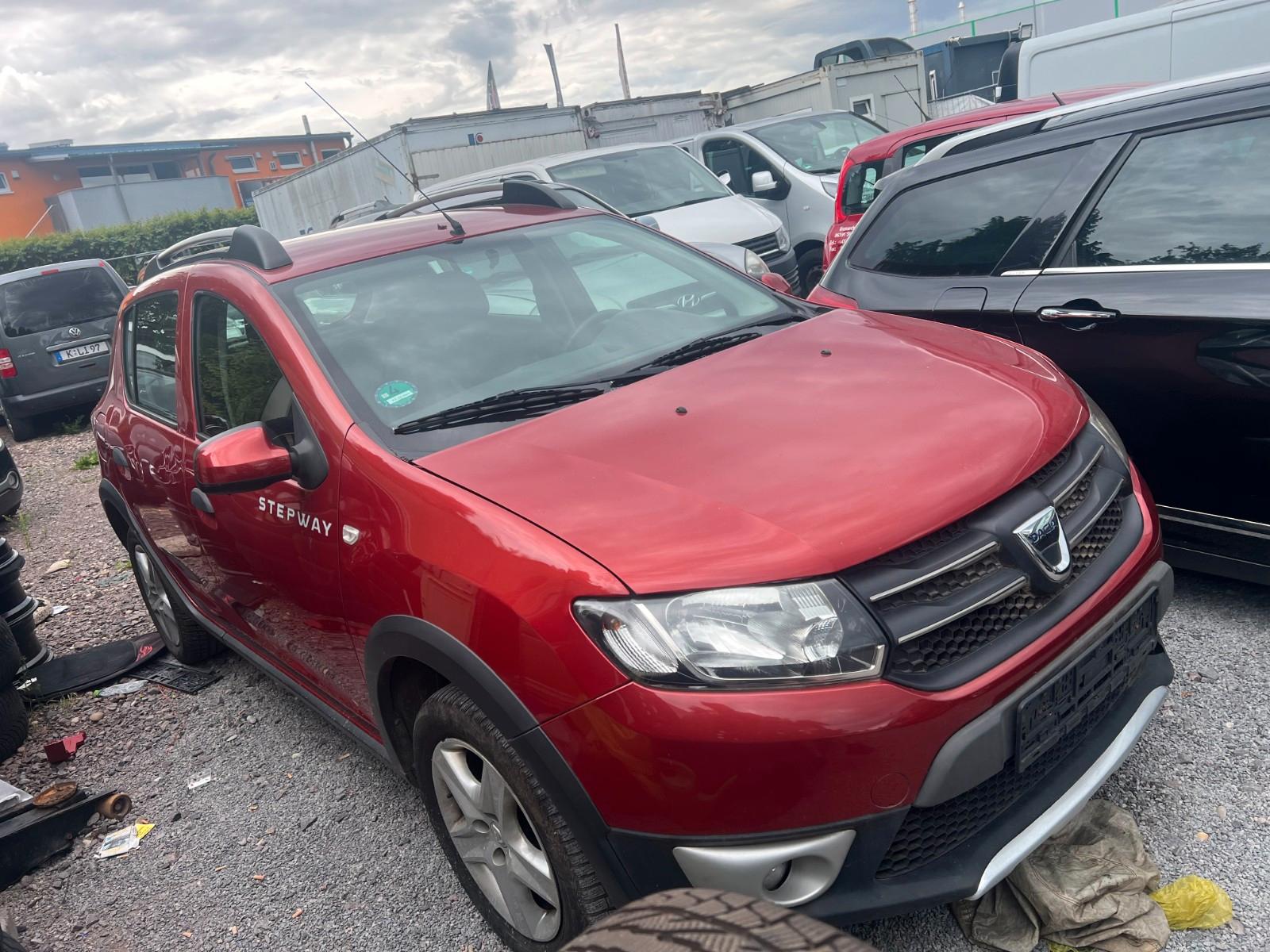 Dacia Sandero TCe 90 S/S Stepway 015119150150