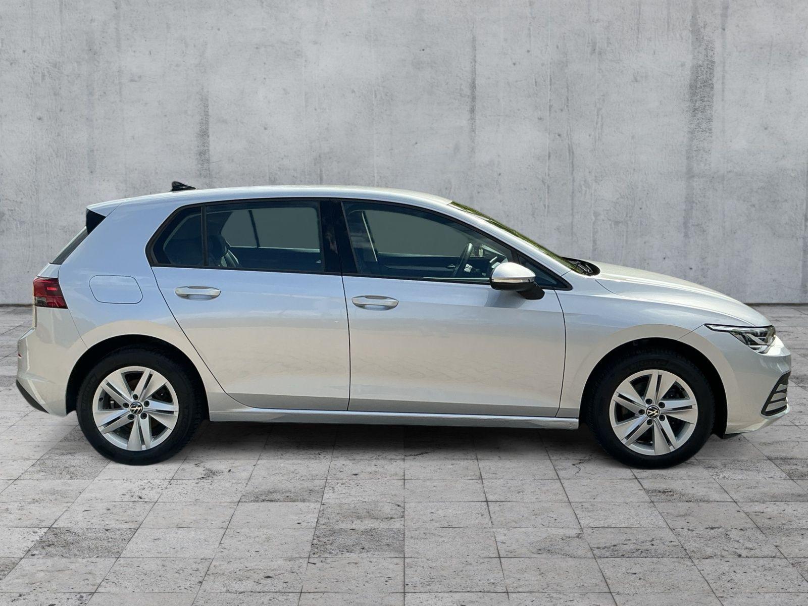 Volkswagen Golf VIII 1.5 TSI LIFE LED+NAV+APP+ACC+SHZ+2xPDC, миниатюра 7