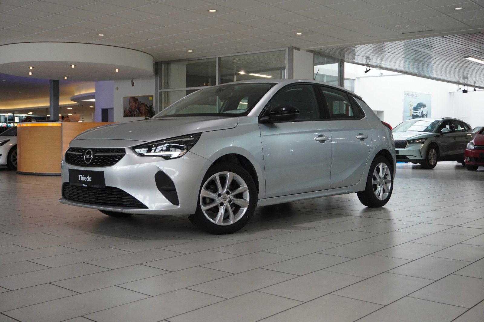 Fahrzeugabbildung Opel Corsa F 1.2 ELEGANCE NAVI/LED/TEMP./SPORT/DAB+