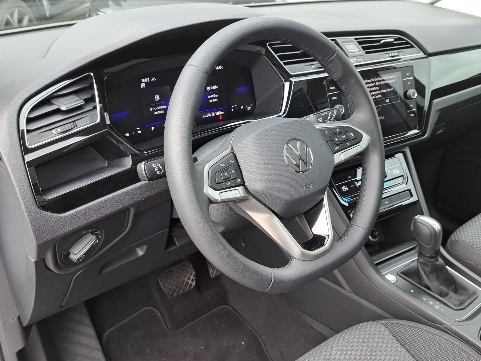 Volkswagen Touran - Bild 14