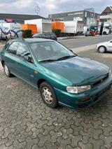 Subaru Impreza 2.0 GL "Season" Auto Season - Subaru Impreza mit Benzin-Antrieb: Kombi, 2.0