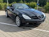 Mercedes-Benz SLK 200 KOMPRESSOR - - Mercedes-Benz SLK aus dem Jahr 2006