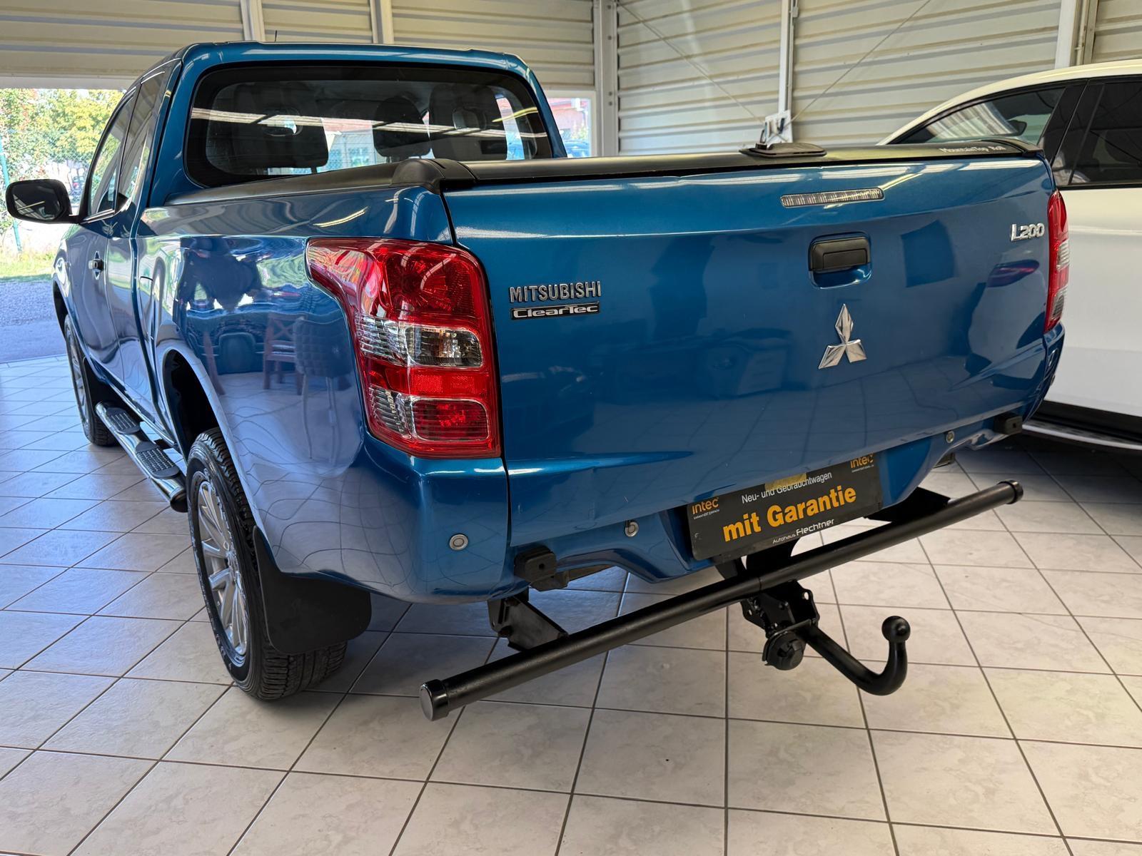 Mitsubishi L200 Basis Club Cab 4WD 1Hand AHK 3,5t LKW-Zul