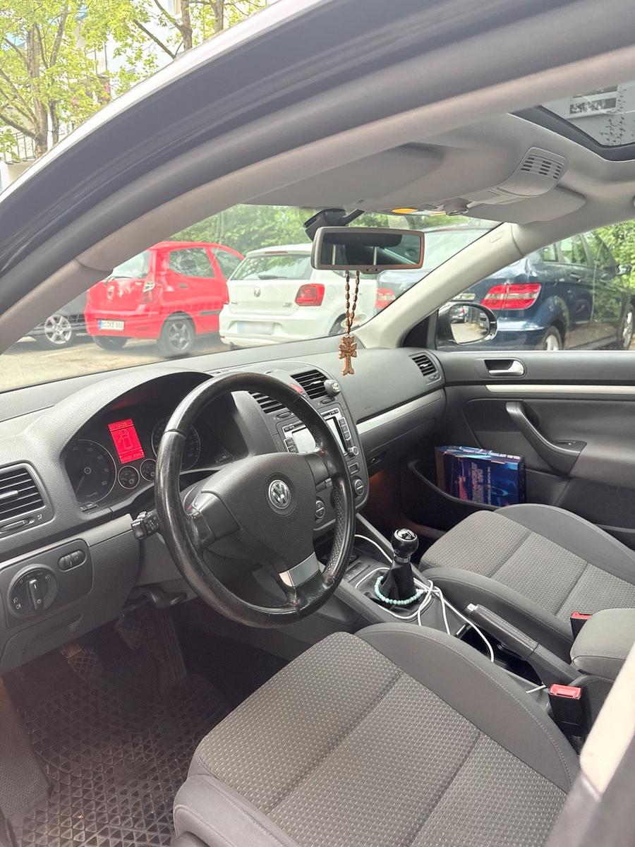Volkswagen Golf 2009 — photo 6
