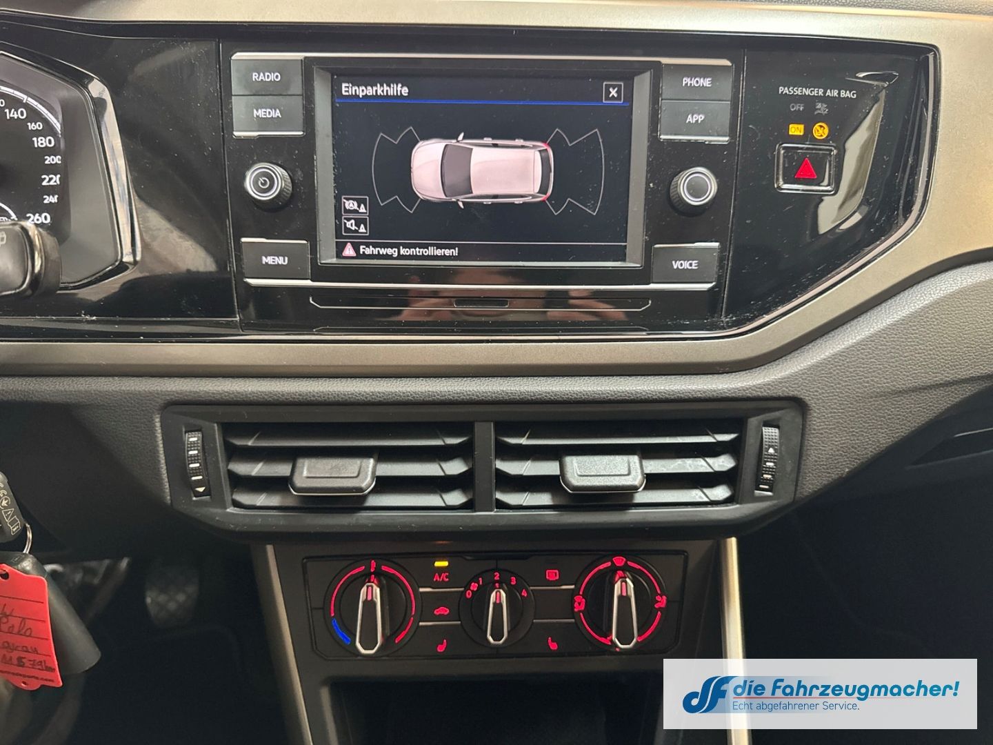 Fahrzeugabbildung Volkswagen Polo VI Comfortline 1.0 TSI EU6d ACC Musikstream