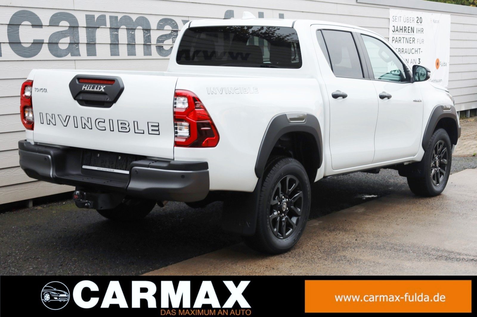 Fahrzeugabbildung Toyota Hilux 2.8 D-4D Invincible,DOKA,ACC,Leder,Nav,AHK
