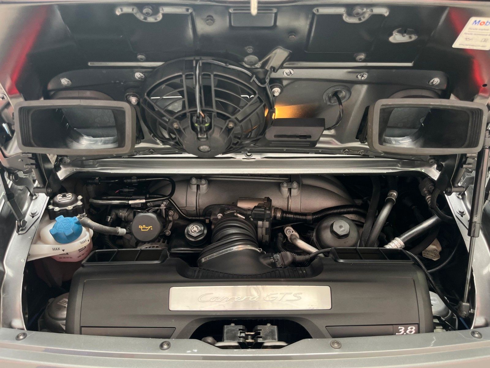 Fahrzeugabbildung Porsche 911 997.2 GTS Coupe PDK Sport*Top-Zustand*2.Hand