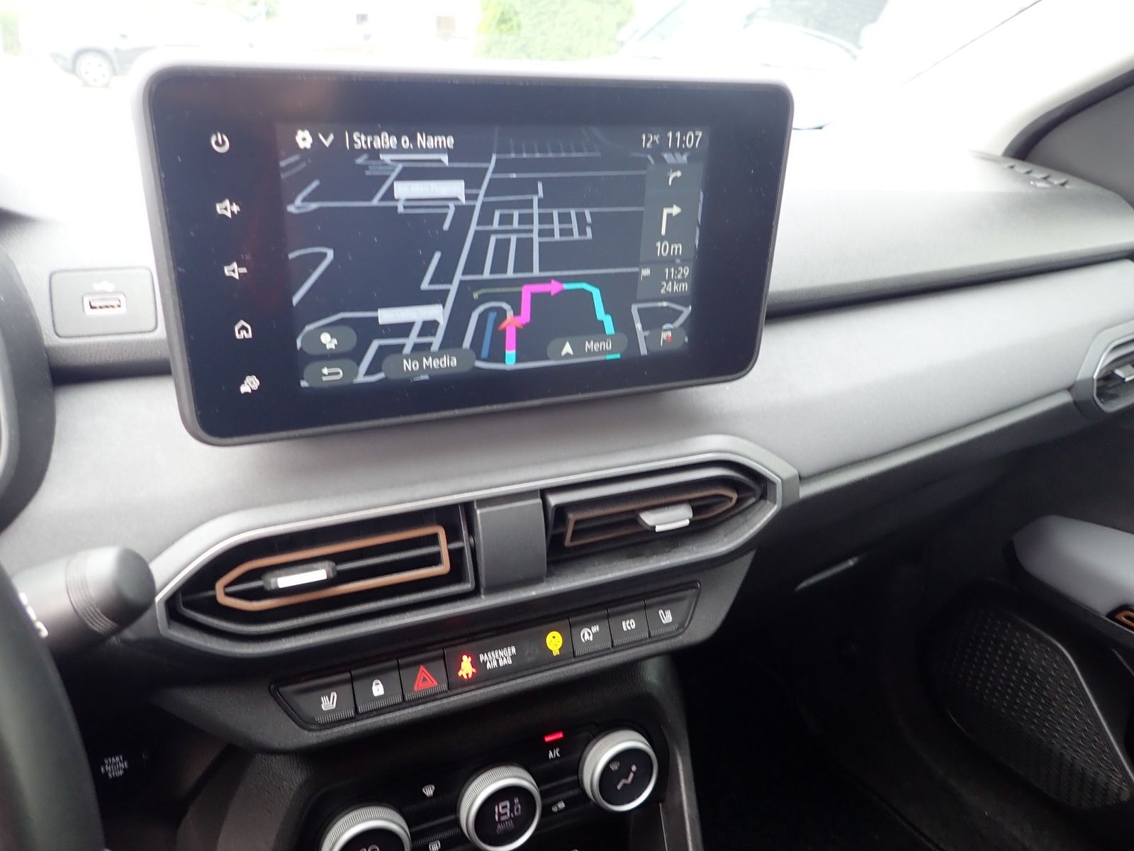 Fahrzeugabbildung Dacia Jogger Extreme+ TCe 110/NAVI/KAMERA