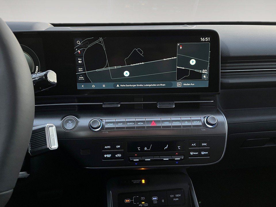 Fahrzeugabbildung Hyundai KONA Elektro 65kWh Prime