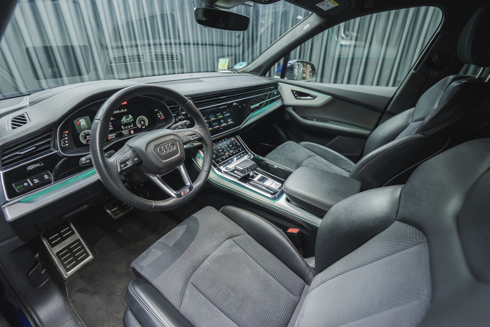 Fahrzeugabbildung Audi Q7 45 TDI quattro S line*Matrix*B&O*HUD*7-Sitz