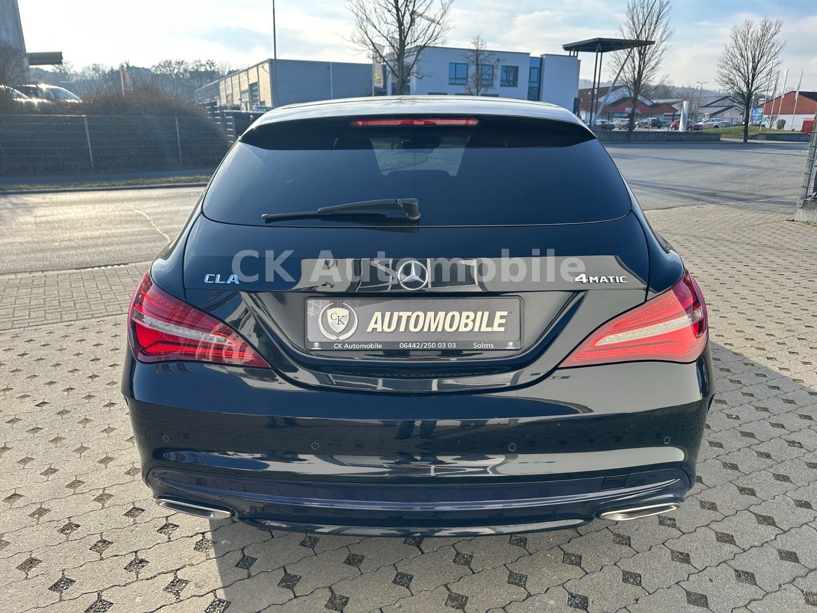 Fahrzeugabbildung Mercedes-Benz CLA 220 CDI Shooting Brake/4Matic/AMG-Line/LED