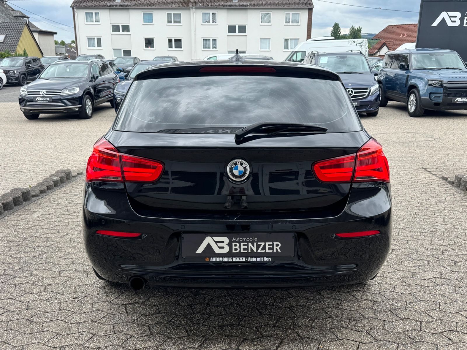 Fahrzeugabbildung BMW 116 i Sport Line 4200€ Netto EXPORT