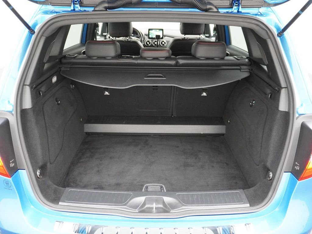 Mercedes-Benz B 250 4Matic Prestige AMG Styling AHK 1500 KG Le