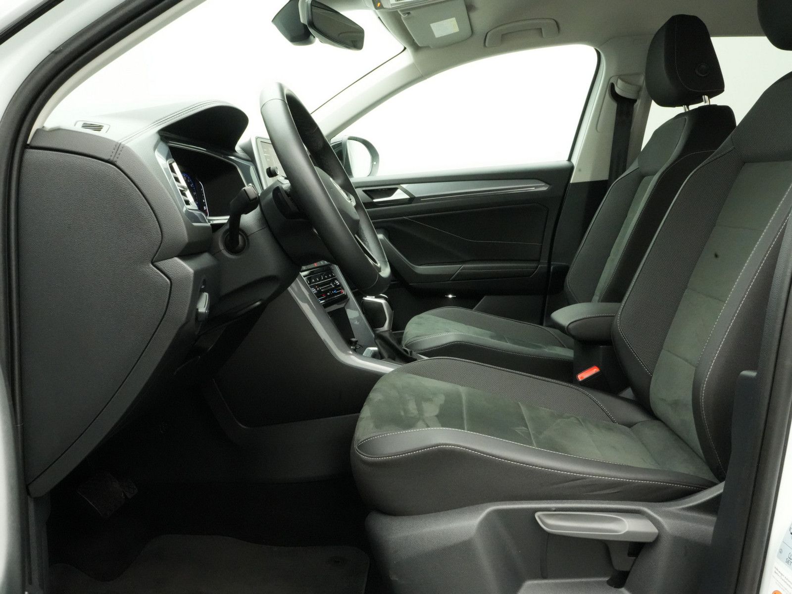 Volkswagen T-Roc - Bild 16
