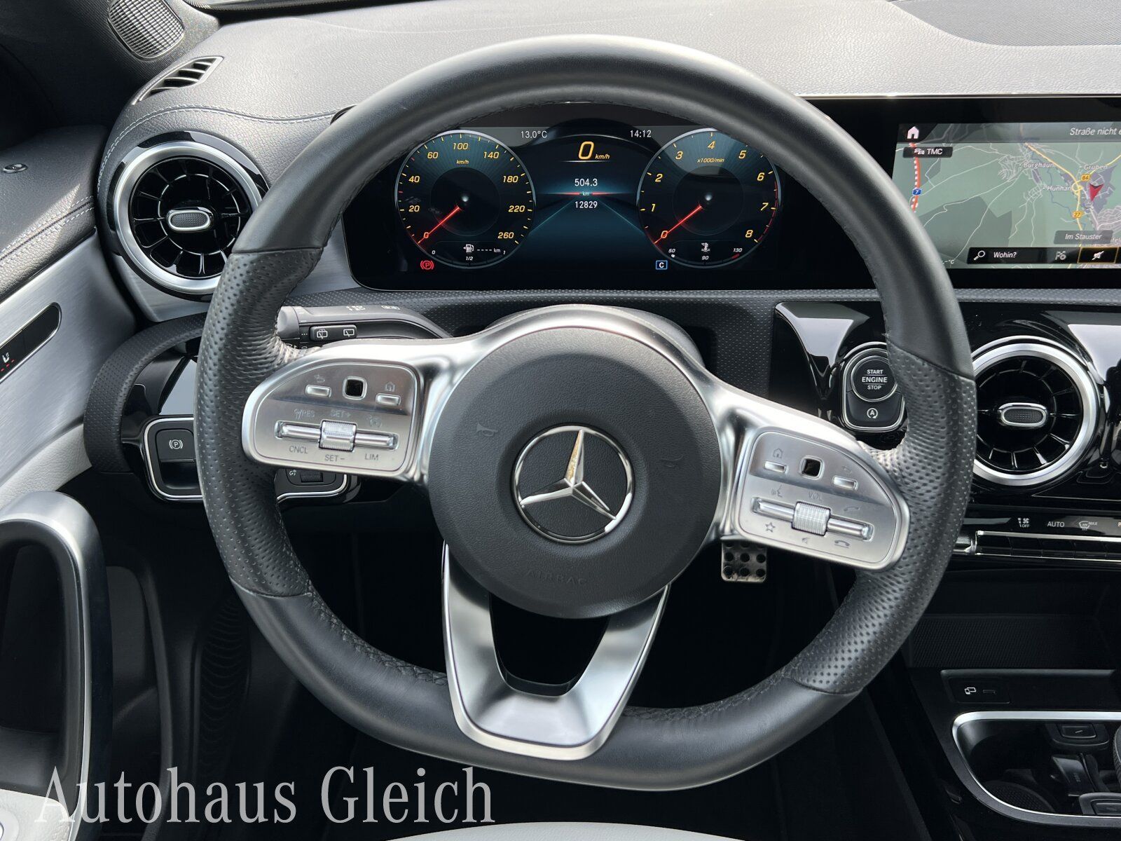 Fahrzeugabbildung Mercedes-Benz CLA 180 Shooting Brake AMG Line/Navi/Styling/LED