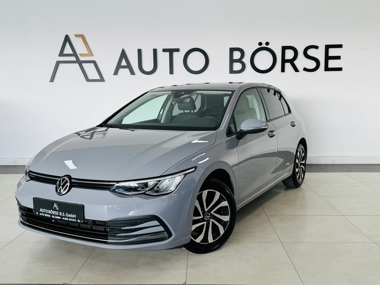 Volkswagen Golf VIII lim. Life eTSI DSG Active*ACC*ViCo*CAM