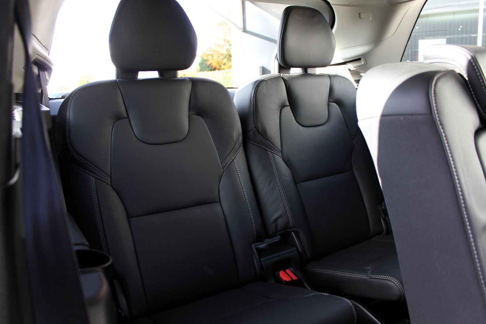 Fahrzeugabbildung Volvo XC90 B5 AWD Ultimate Bright 7-Stz. 360° ACC PANO