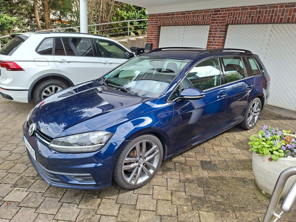 Image of Volkswagen Golf
