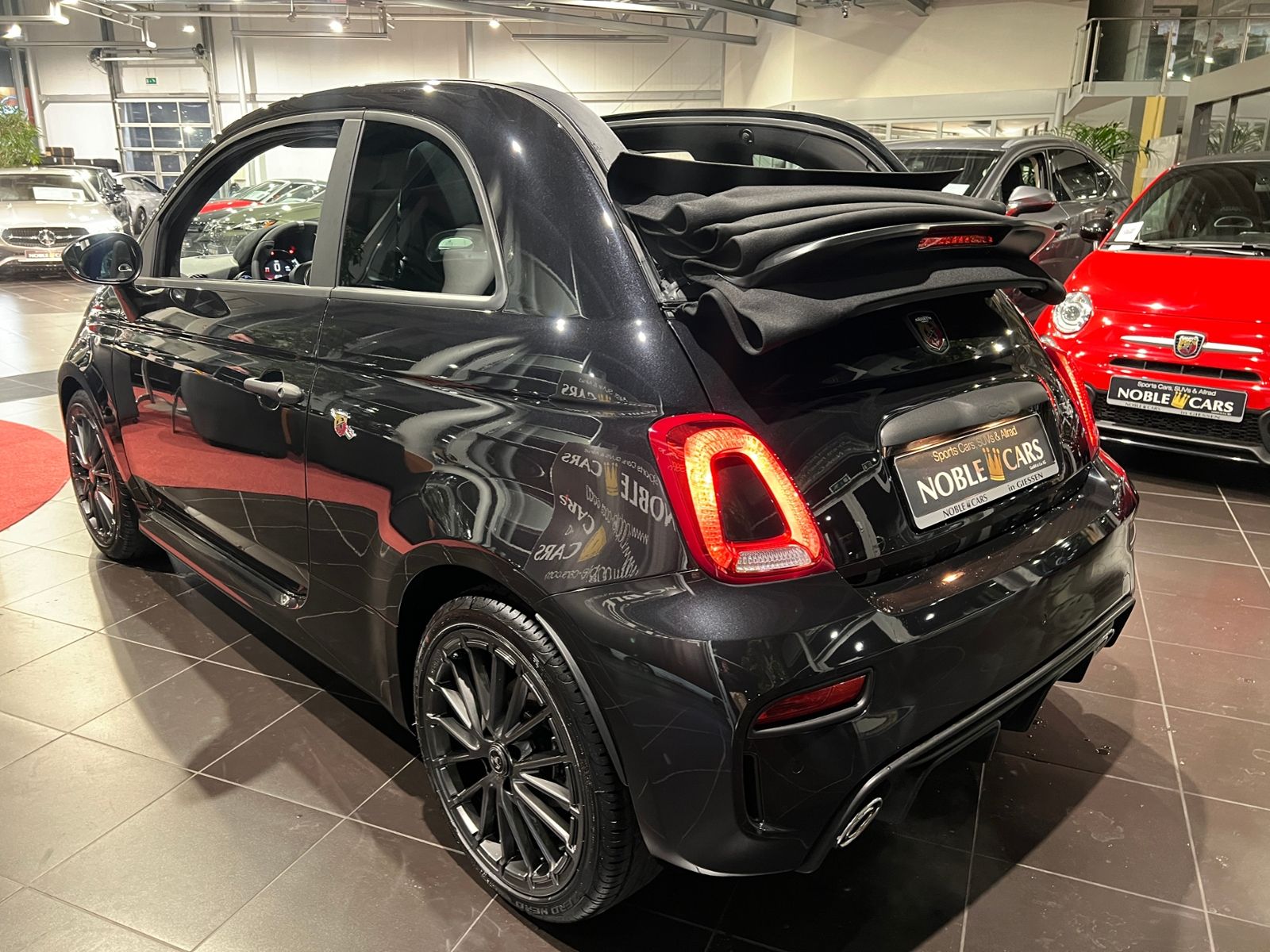 Fahrzeugabbildung Abarth 595C T-Jet NAV DAB PDC ALU