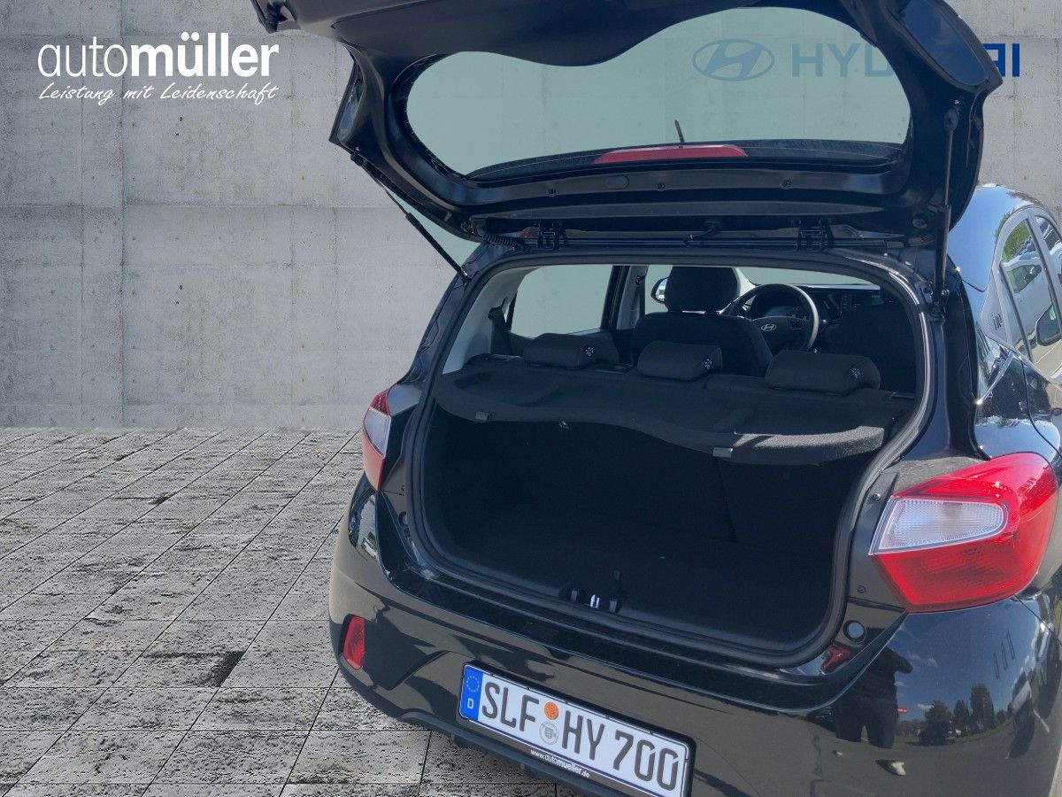 Fahrzeugabbildung Hyundai i10 TREND *CARPLAY*NAVI*KlimaA*
