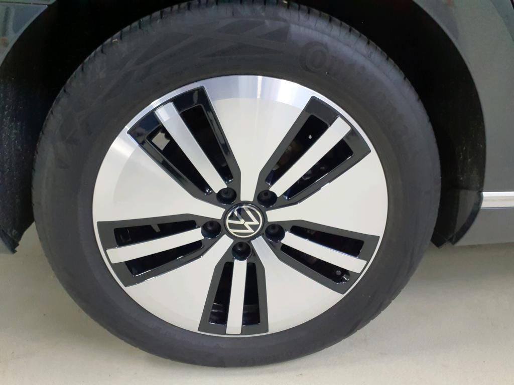 Volkswagen Passat Variant GTE 1.4 TSI DSG AHK*RFK*PDC*Tempo
