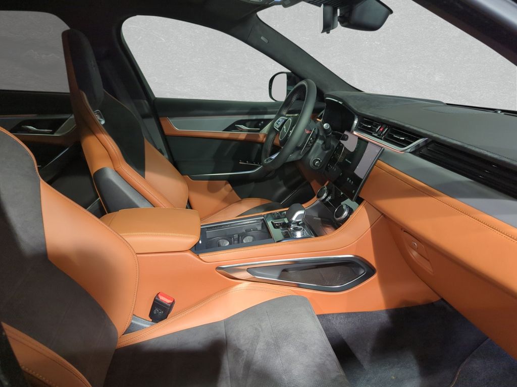 Jaguar F-Pace P550 SVR AHK BLACK-PACK PANORAMA 22
