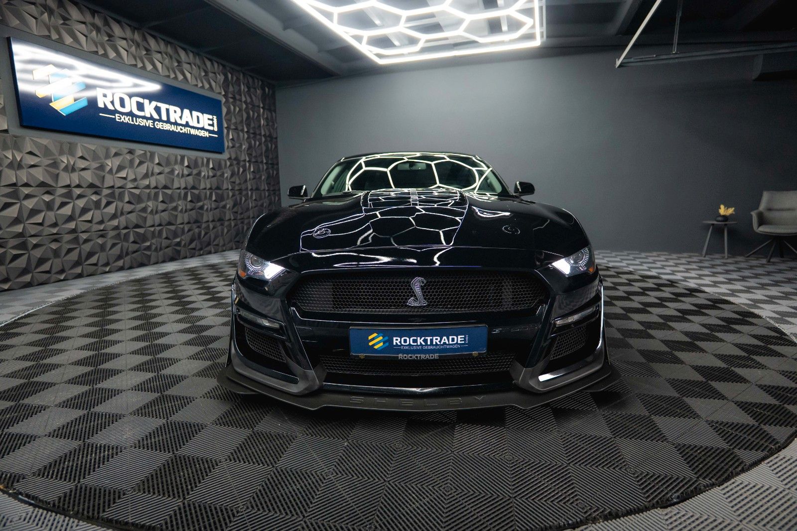 Fahrzeugabbildung Ford Mustang Shelby GT 500 5.0 V8 Performance PREMIUM