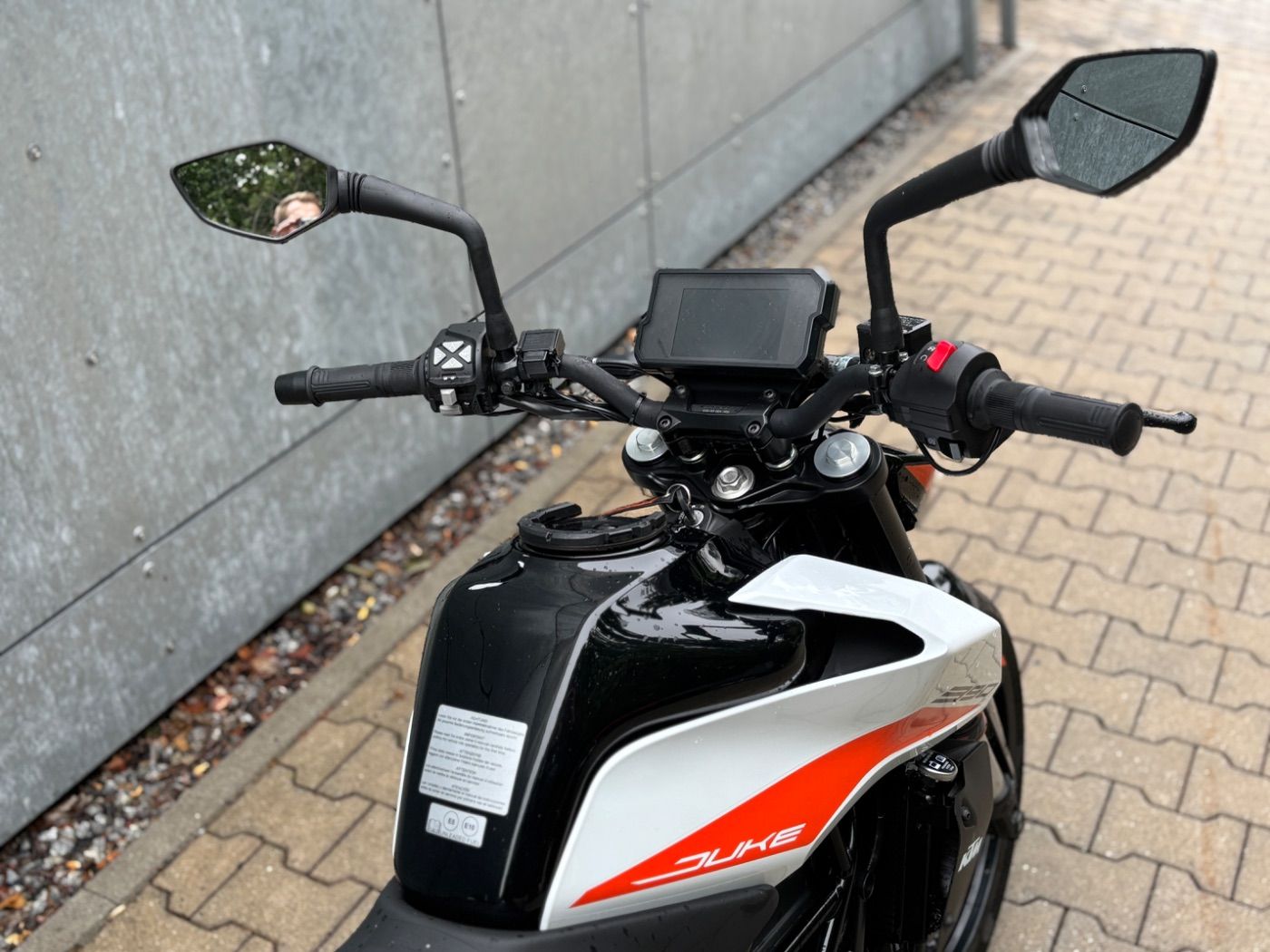 Fahrzeugabbildung KTM 390 Duke