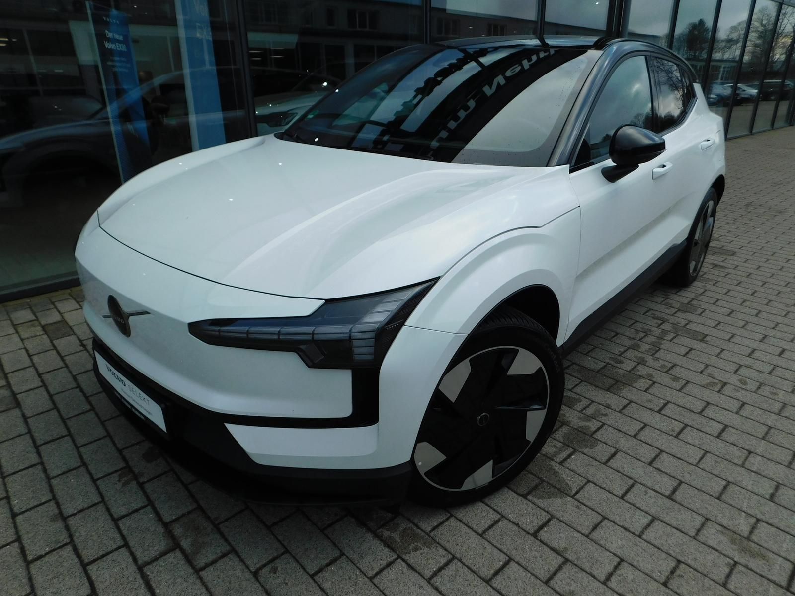 Fahrzeugabbildung Volvo EX30 single Motor Plus extended Range