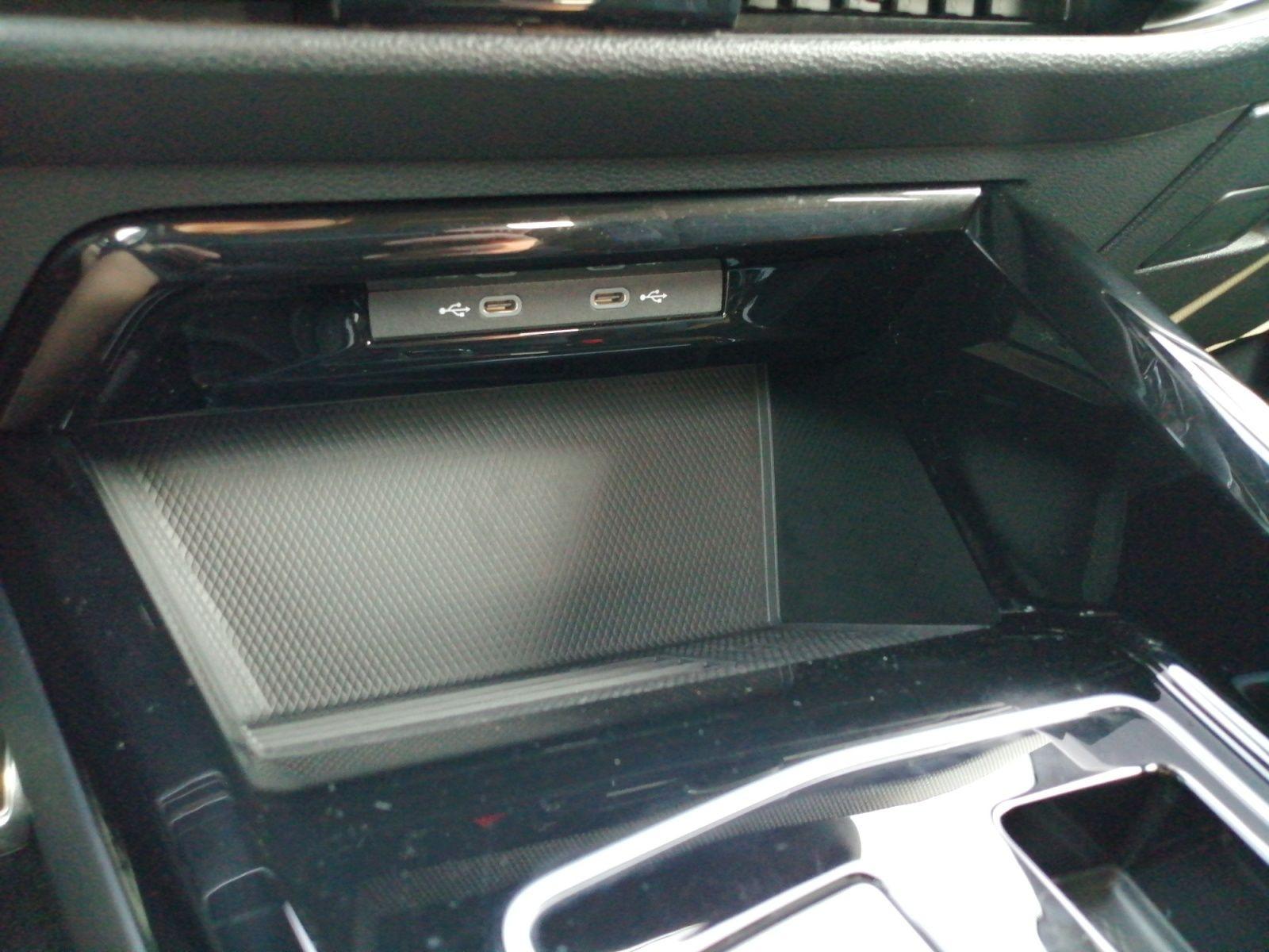 Volkswagen Golf VIII R-Line 1.5eTSI DSG / CarPlay, LED, RFK, миниатюра 18