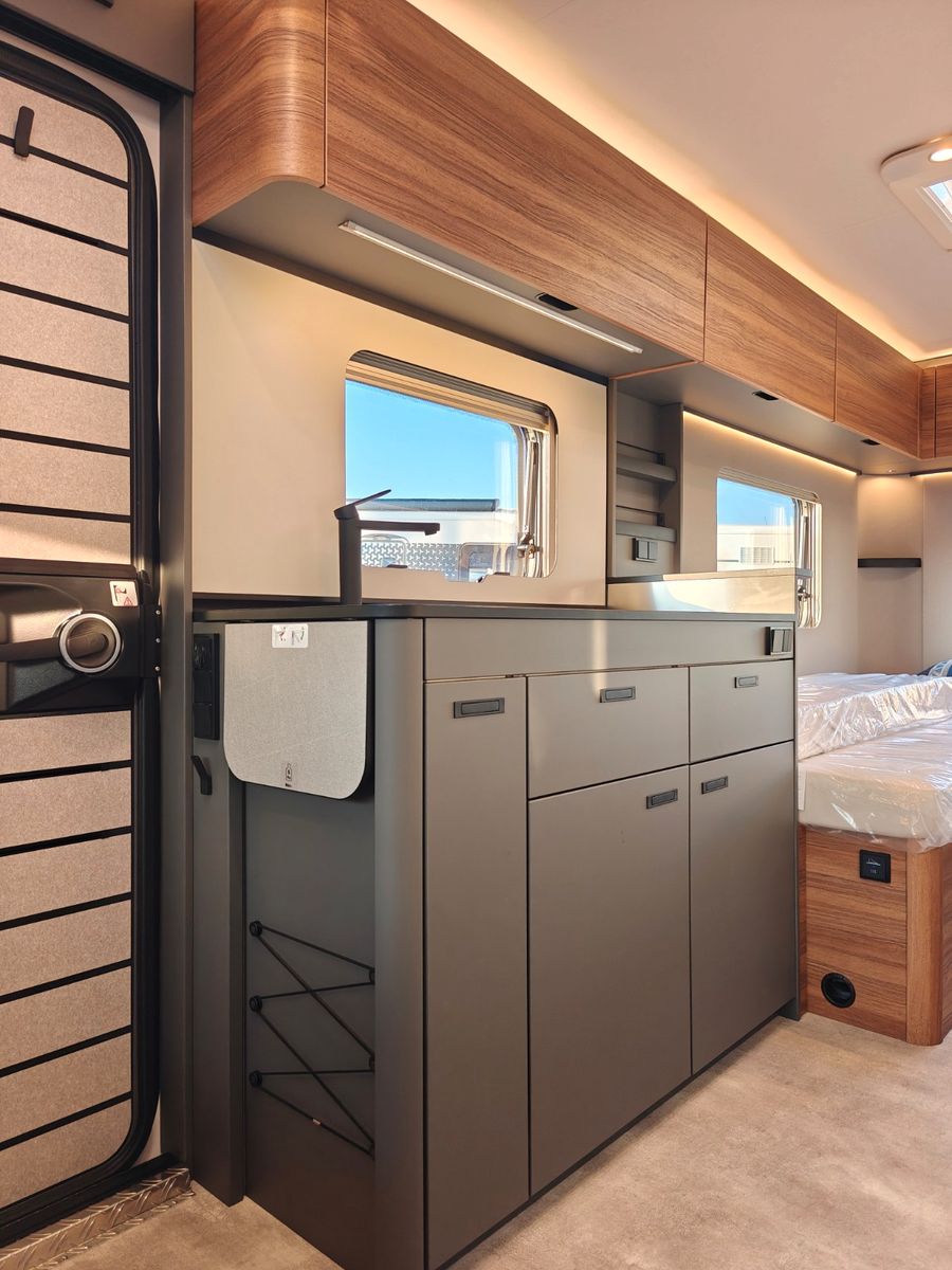 Fahrzeugabbildung HYMER / ERIBA / HYMERCAR Novaline 495 - MESSE-NEUHEIT 2026! -