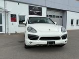 Porsche Cayenne S Hybrid - Porsche Cayenne mit Hybrid-Antrieb: Geländewagen