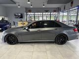 Mercedes-Benz E63 AMG Lim SpeedShift KeylessGo Pano ACC Kamera - graue Mercedes-Benz E 63 AMG