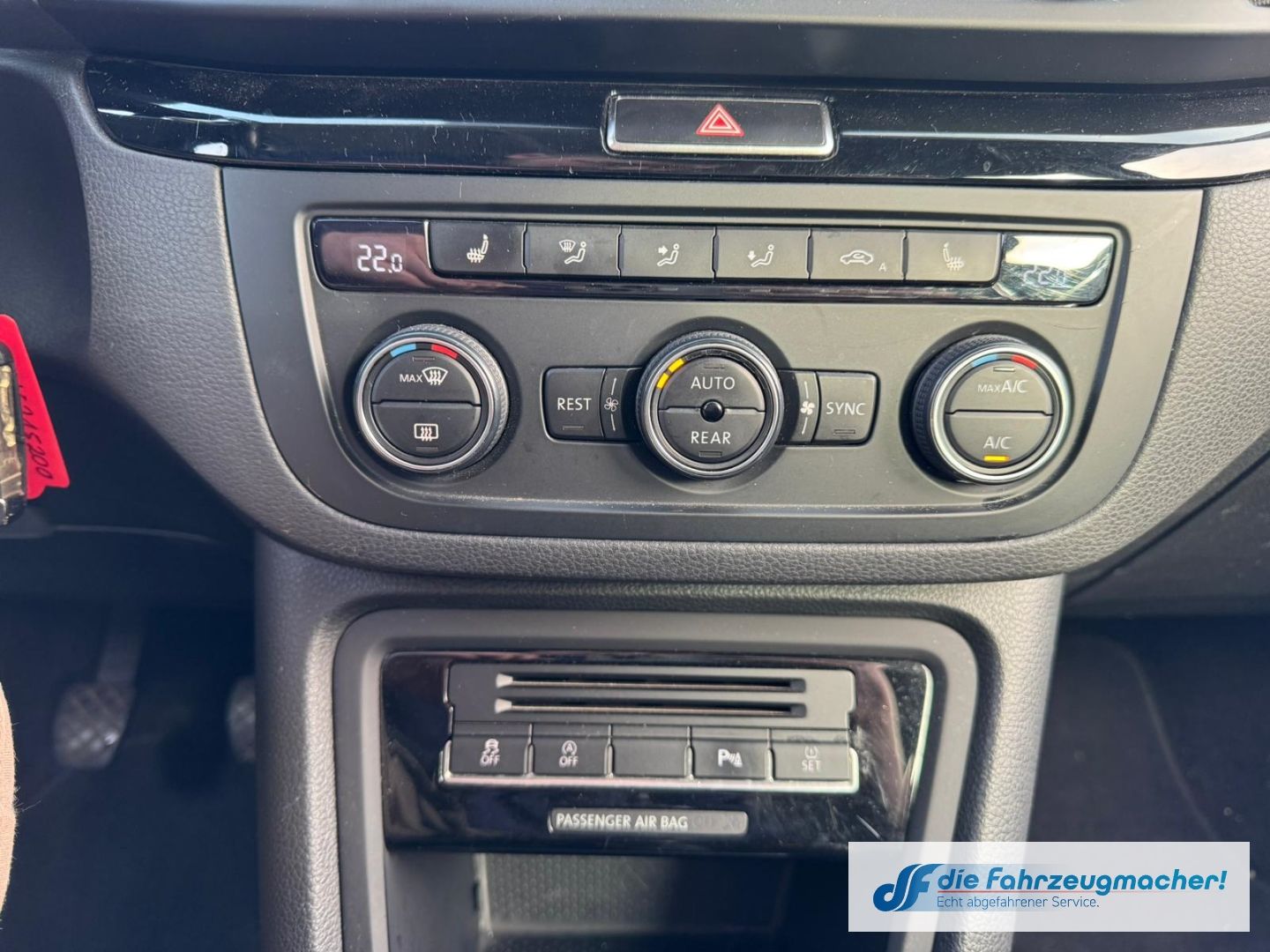 Fahrzeugabbildung Volkswagen Sharan Highline BMT Start-Stopp *EXPORT