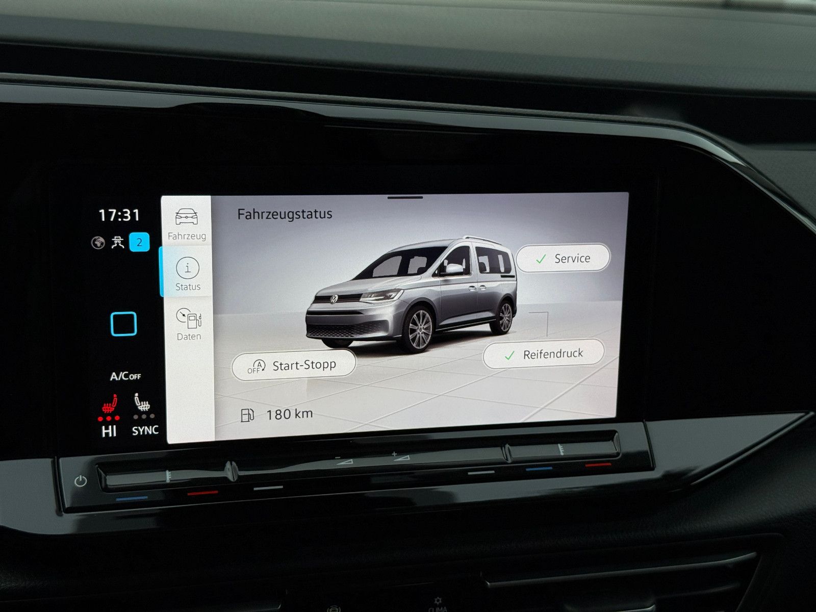 Fahrzeugabbildung Volkswagen Caddy Style TDI DSG ACC AHK Navi LED Pano Sthz