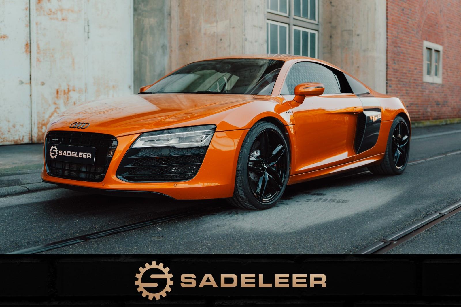 Audi R8 V10 - 6-Speed Manual, Carbon, Samoa Orange