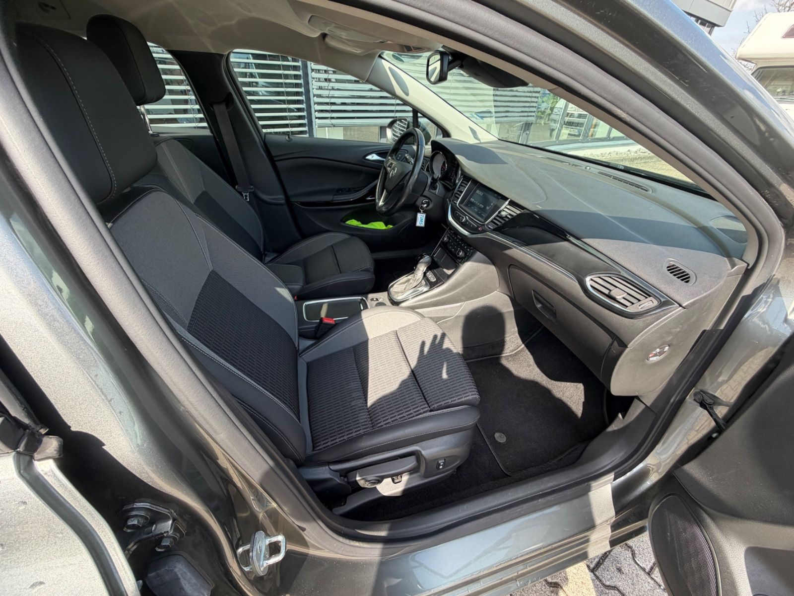 Fahrzeugabbildung Opel Astra K Sports Tourer Elegance 1.4 Autom.