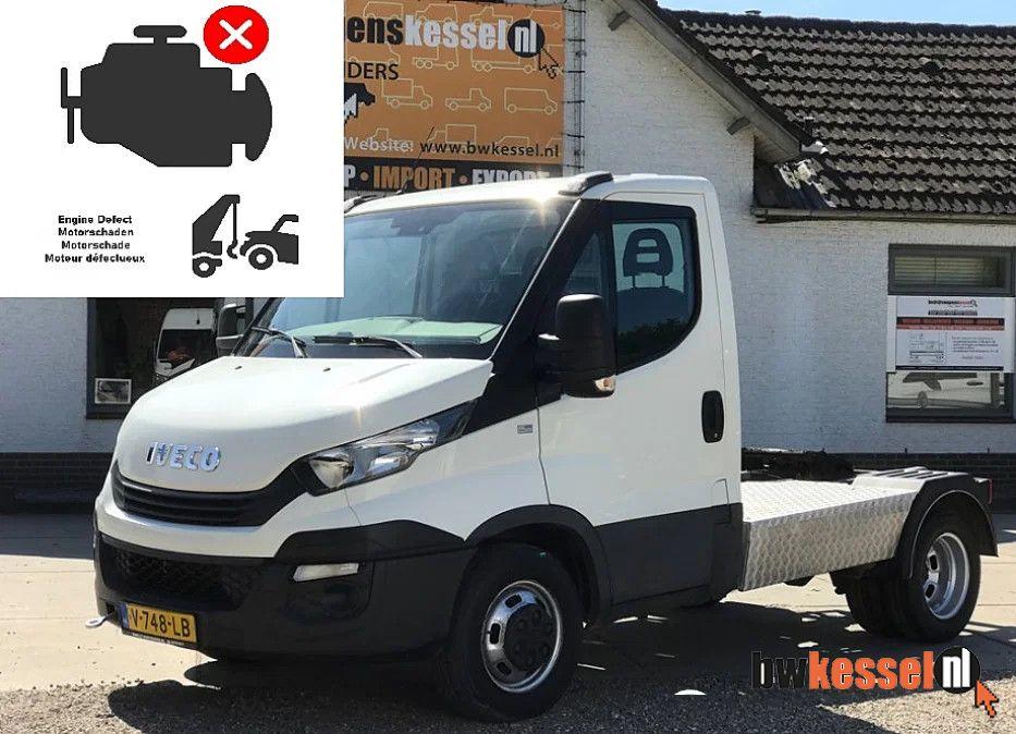 Iveco Daily 40C18 BE-Trekker MOTORSCHADE GCW 9.260 kg