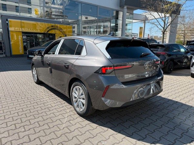 Fahrzeugabbildung Opel Astra Edition 1.2l 130PS Navi/Kamera!