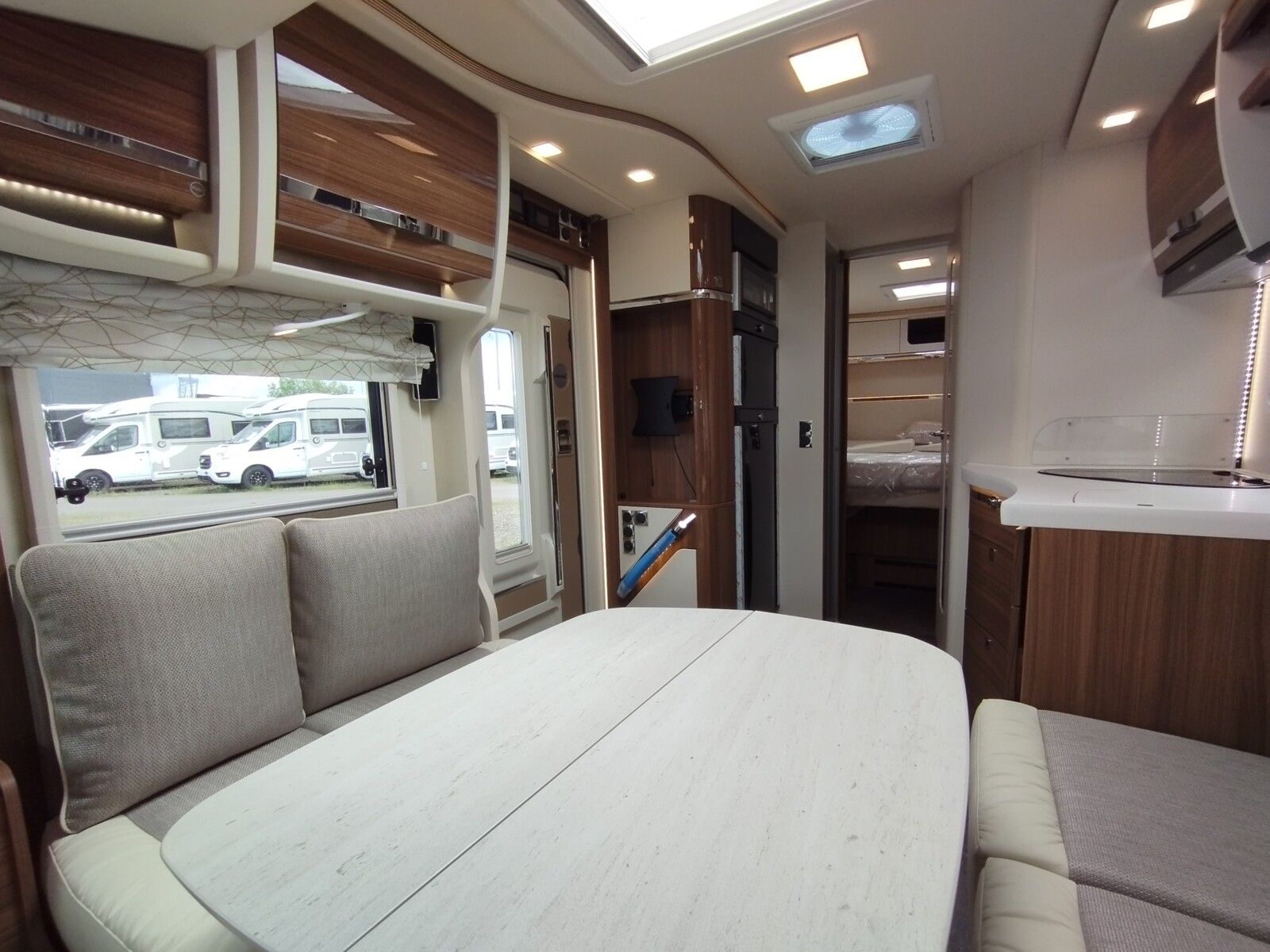 Fahrzeugabbildung Eura Mobil Integra I 760 QF SAT,Solar,Klimaanlage,TV,RK